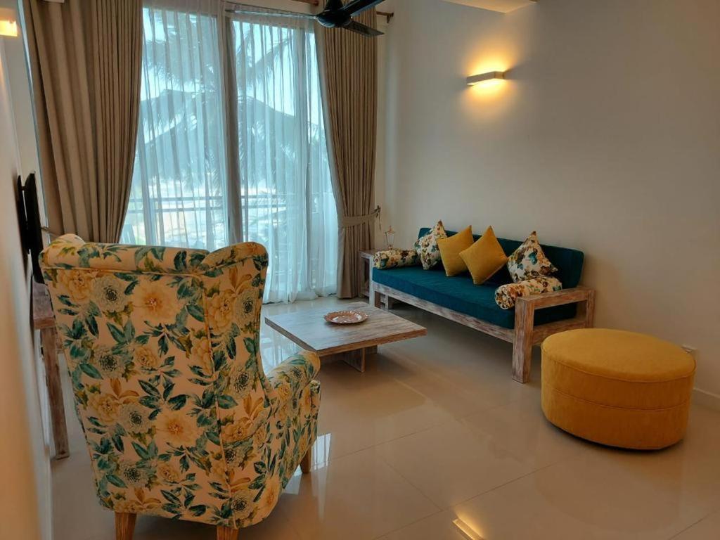 Hasara Oceanfront Apartments Galle Exterior foto